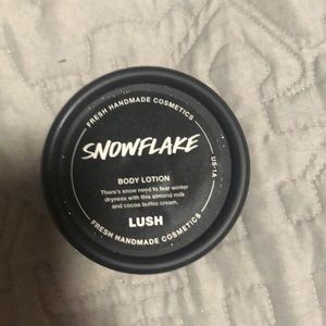 Lush snowflake lotion